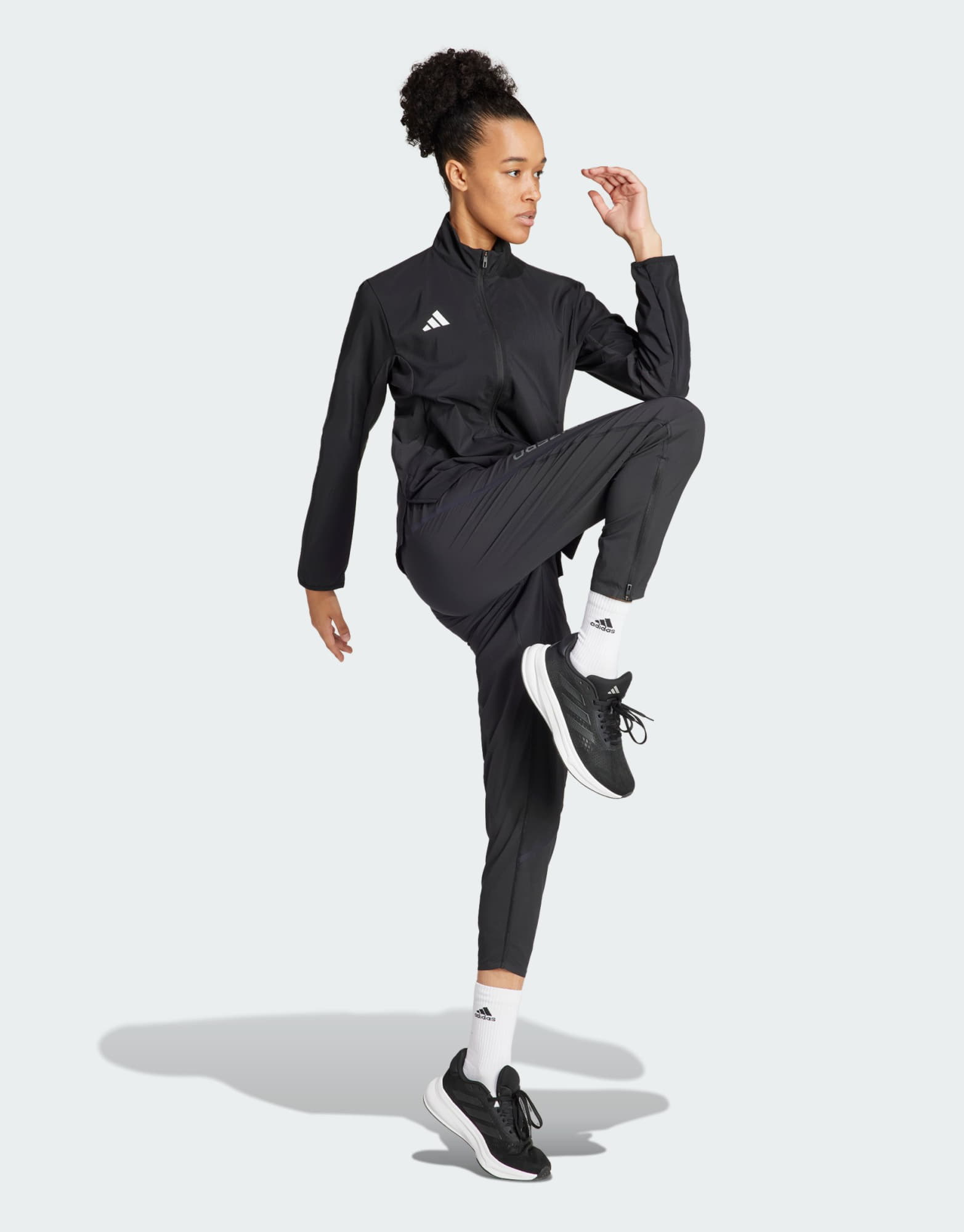 Adidas Adidas, Üst geyimi – 1