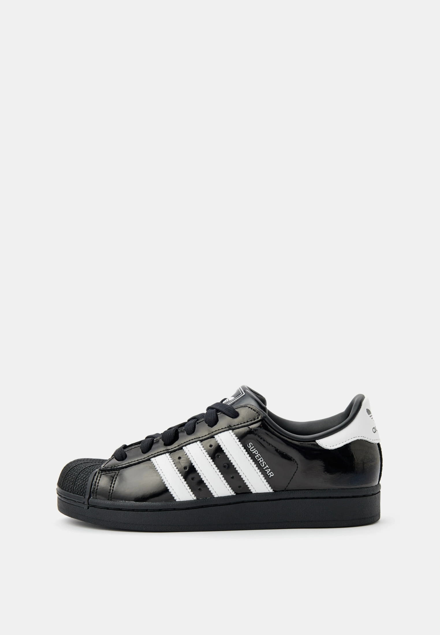 Adidas, Кроссовки / Кеды