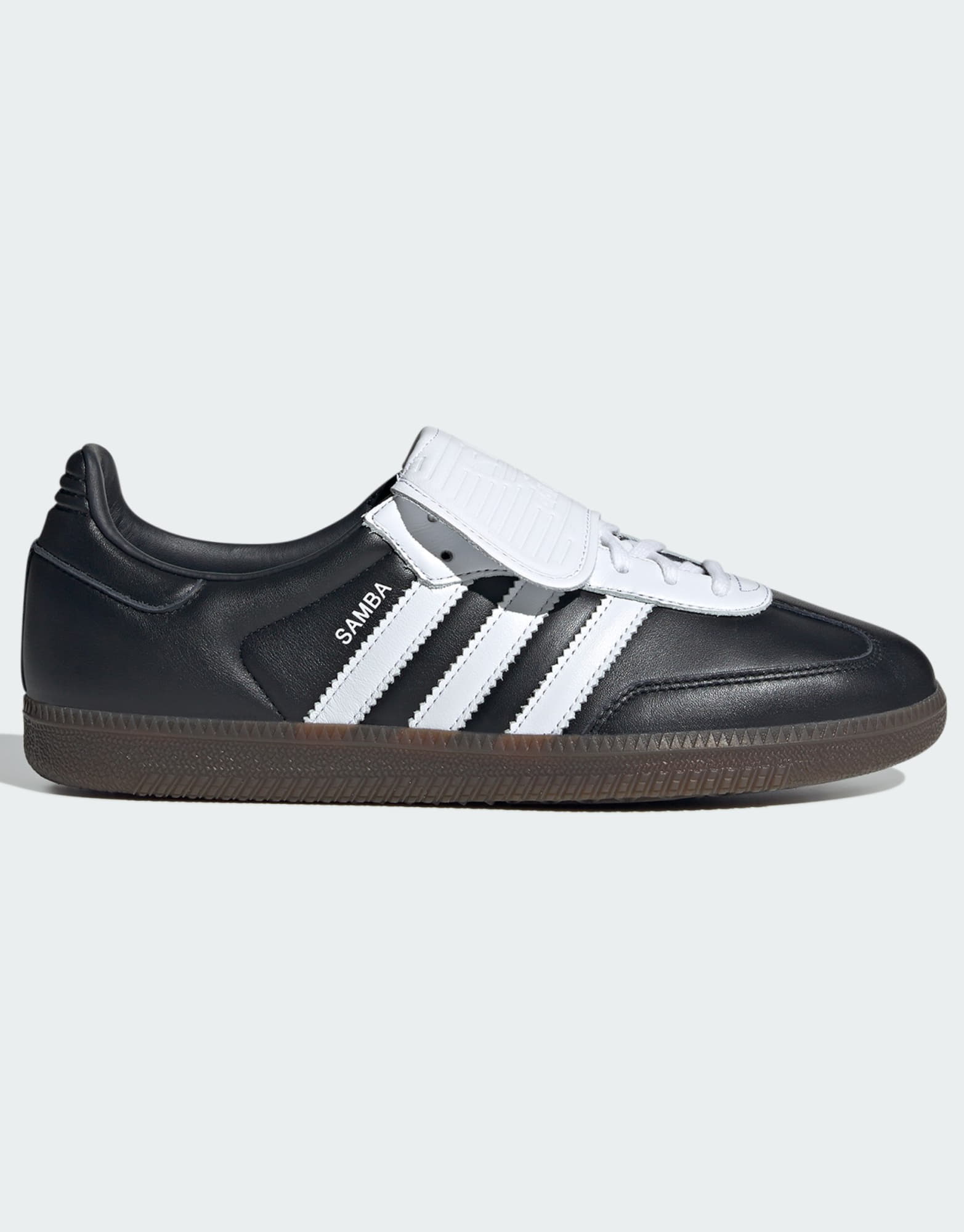 Adidas, Sneakers