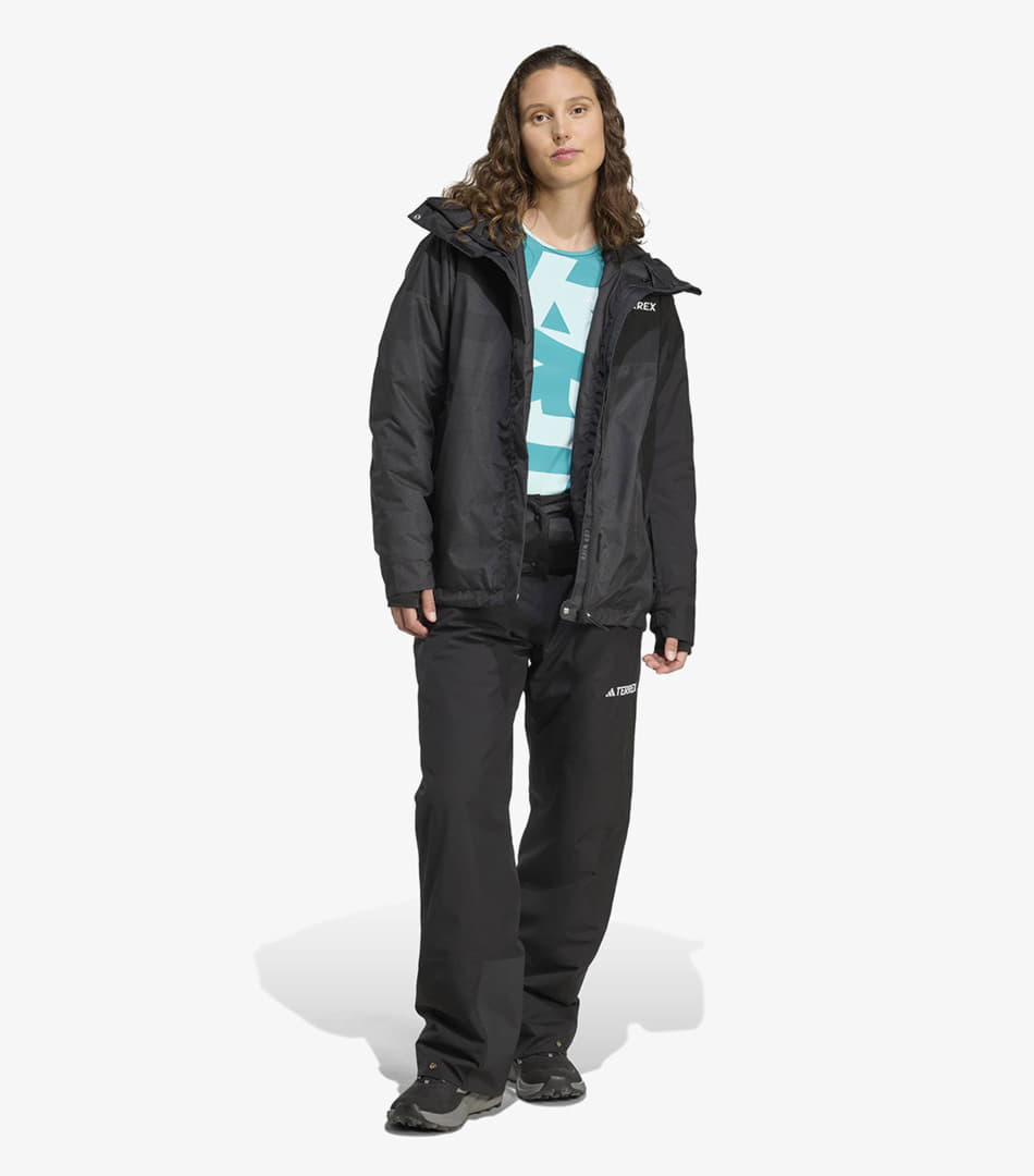 Adidas, Üst geyimi