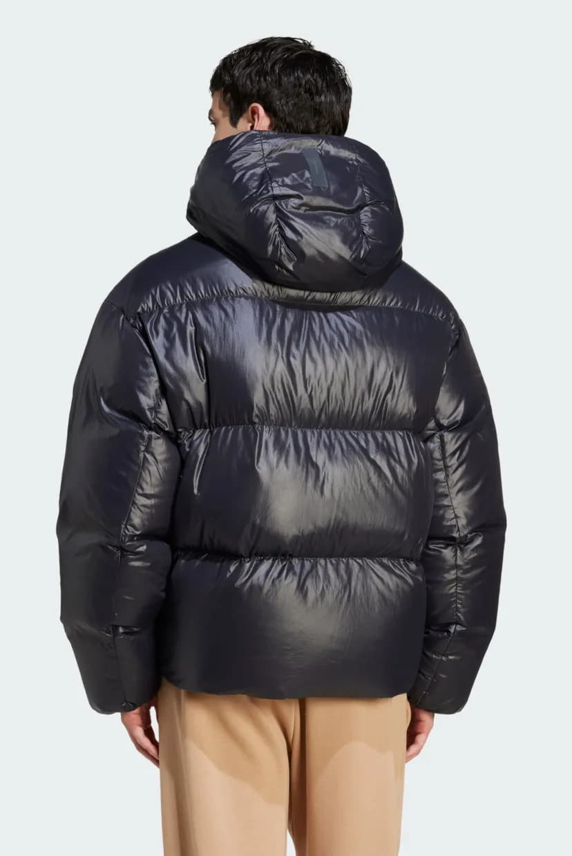 Adidas Adidas, Üst geyimi – 2