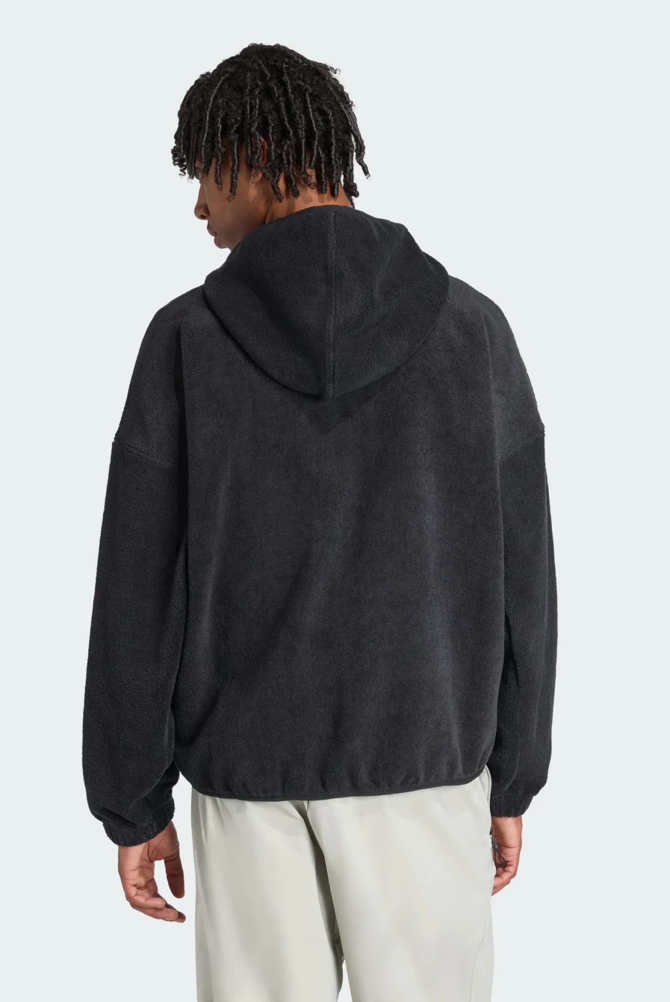 Adidas Adidas, Üst geyimi – 2