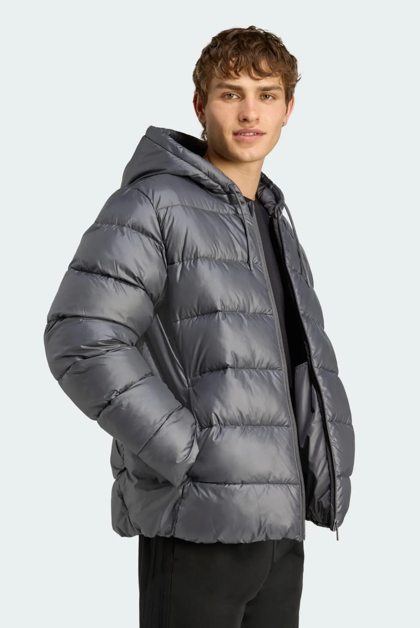 Adidas Adidas, Üst geyimi – 3
