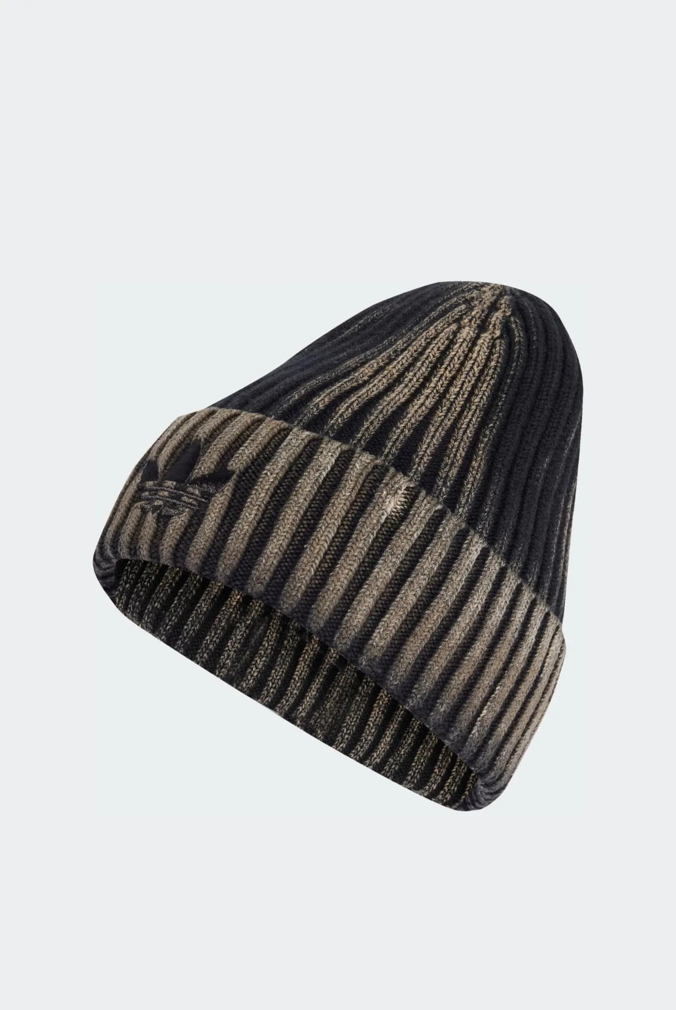 Adidas, Papaqlar