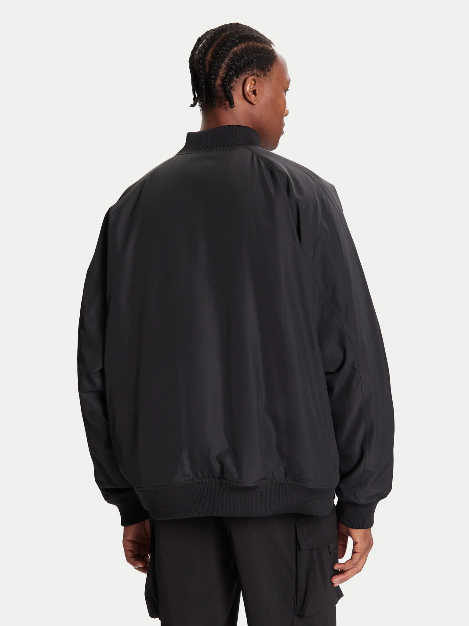 Adidas Adidas, Üst geyimi – 2