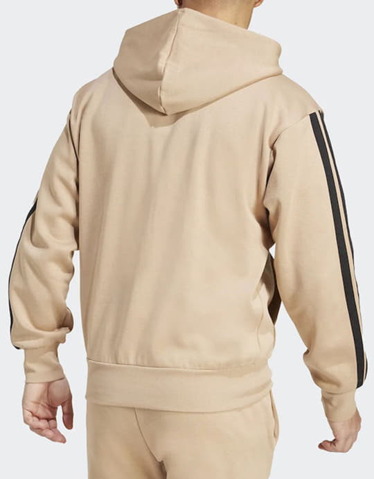 Adidas Adidas, Üst geyimi – 2