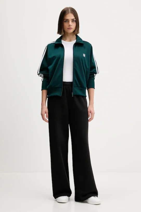Adidas Adidas, Üst geyimi – 1