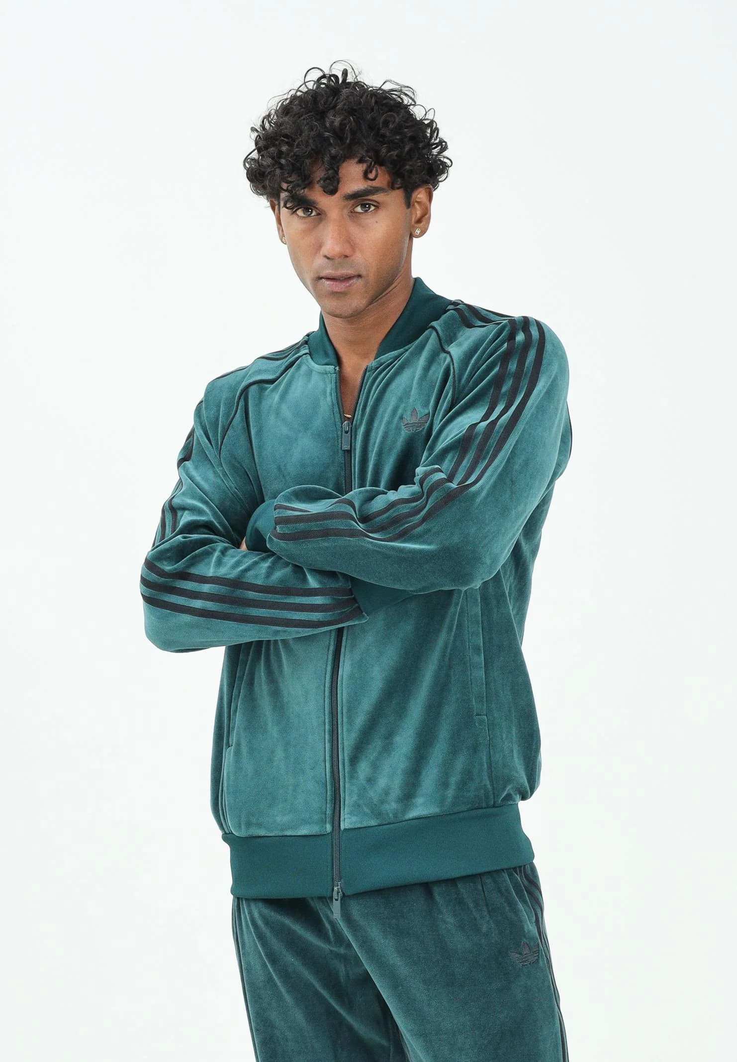 Adidas Adidas, Üst geyimi – 1