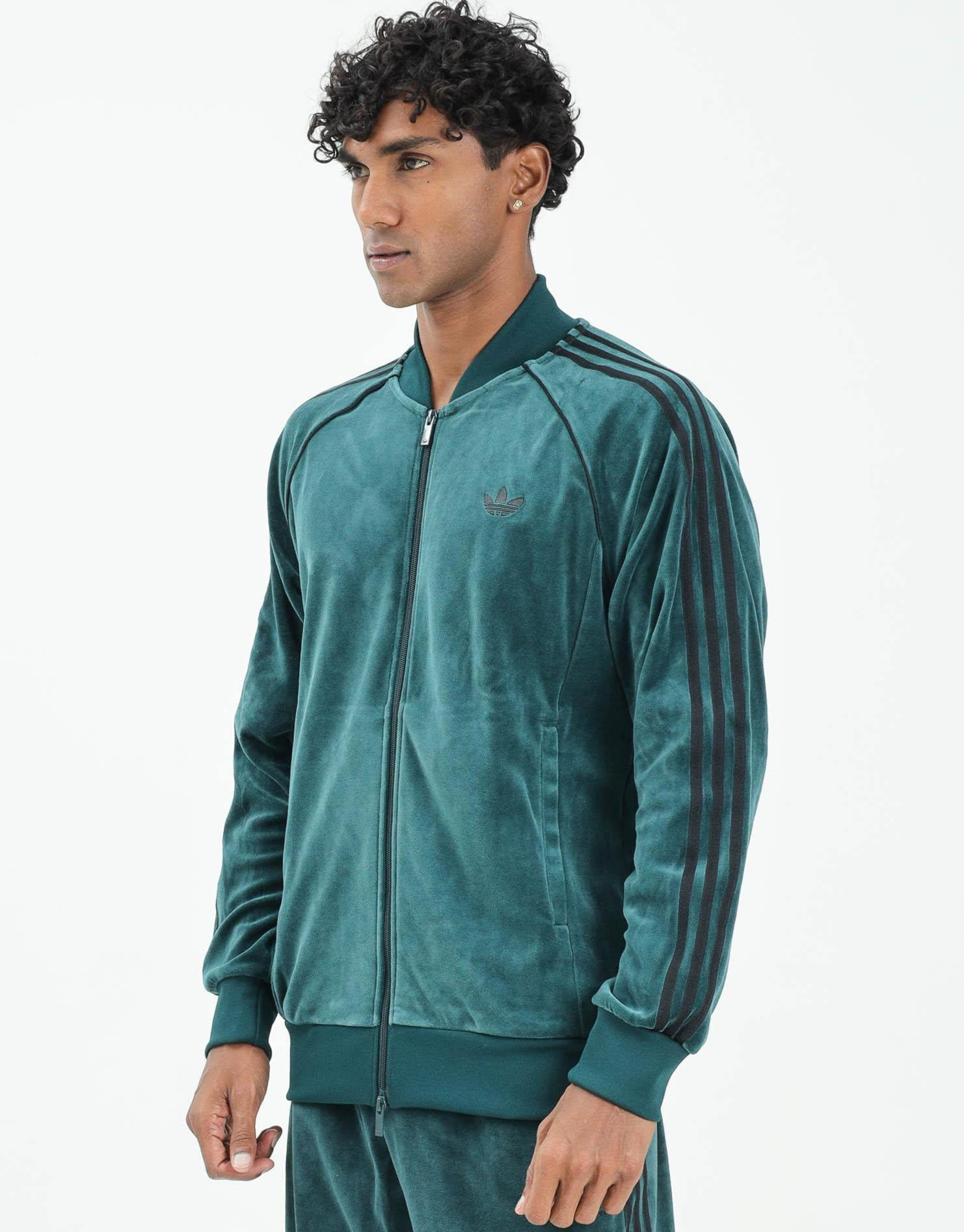 Adidas Adidas, Üst geyimi – 3