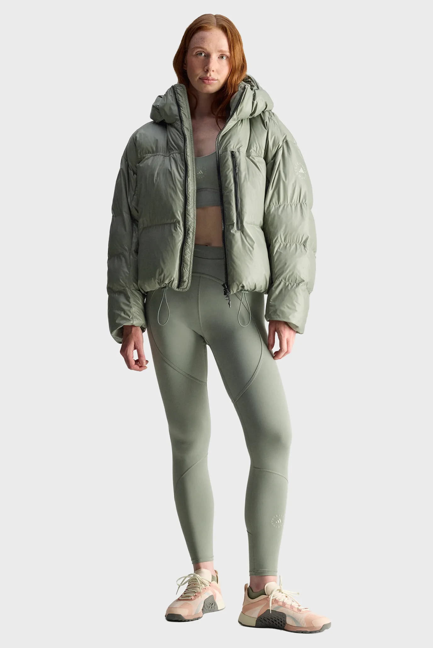 Adidas, Üst geyimi