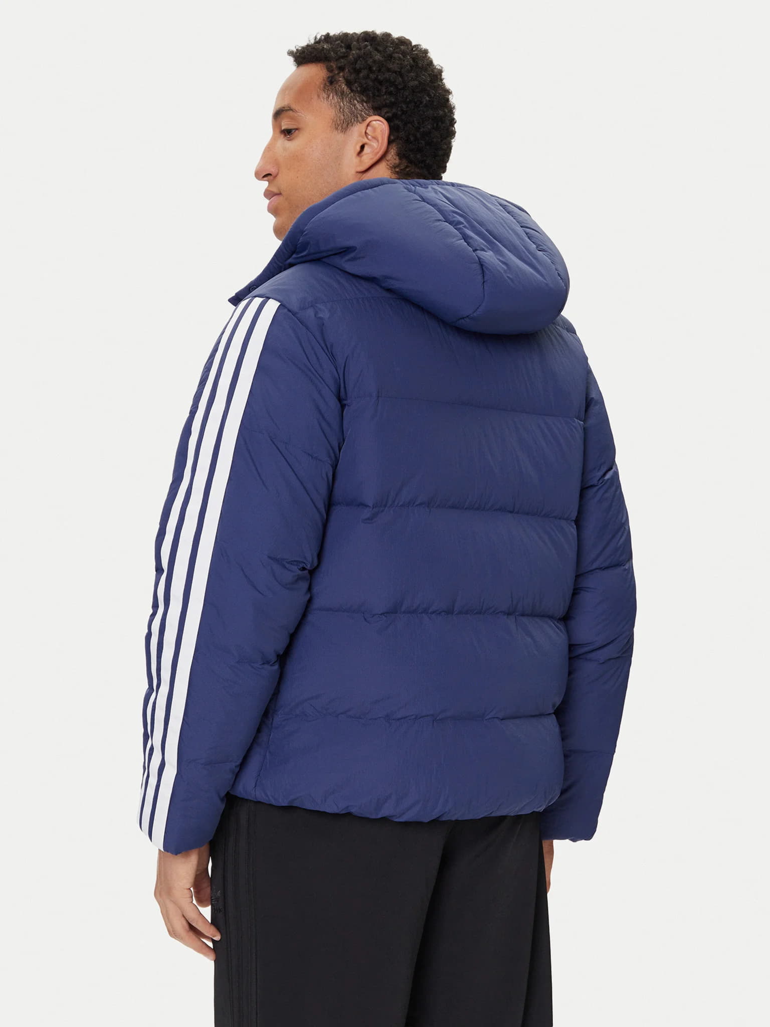Adidas Adidas, Üst geyimi – 2