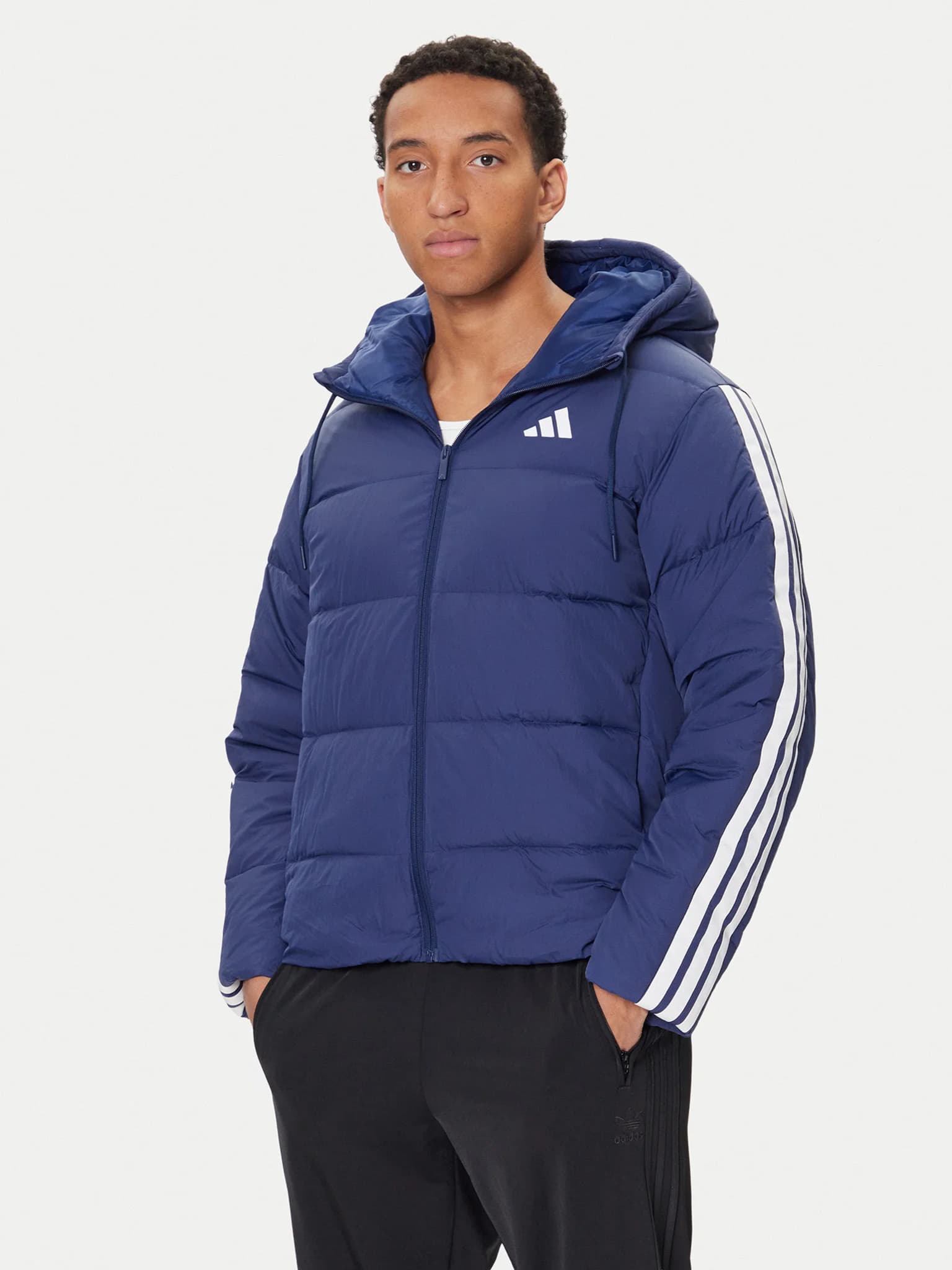 Adidas Adidas, Üst geyimi – 3