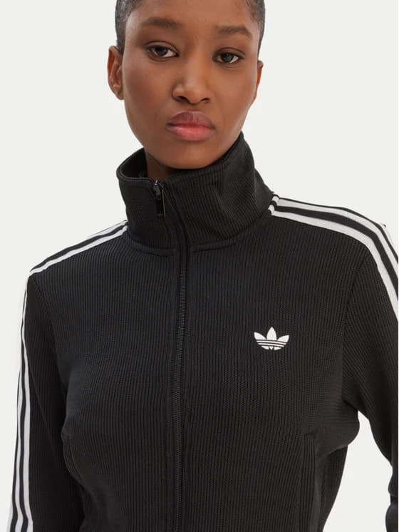 Adidas Adidas, Üst geyimi – 4