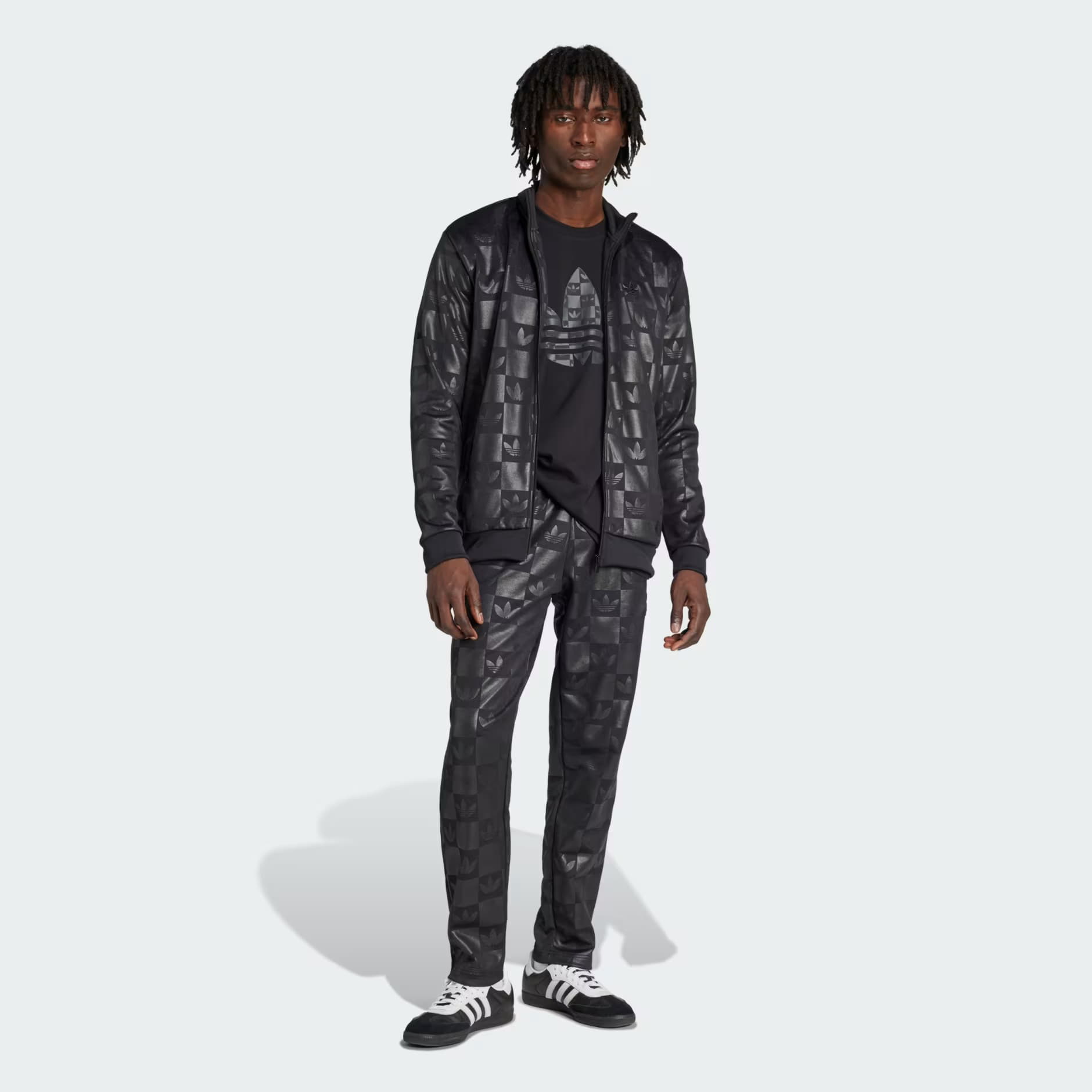 Adidas Adidas, Üst geyimi – 1