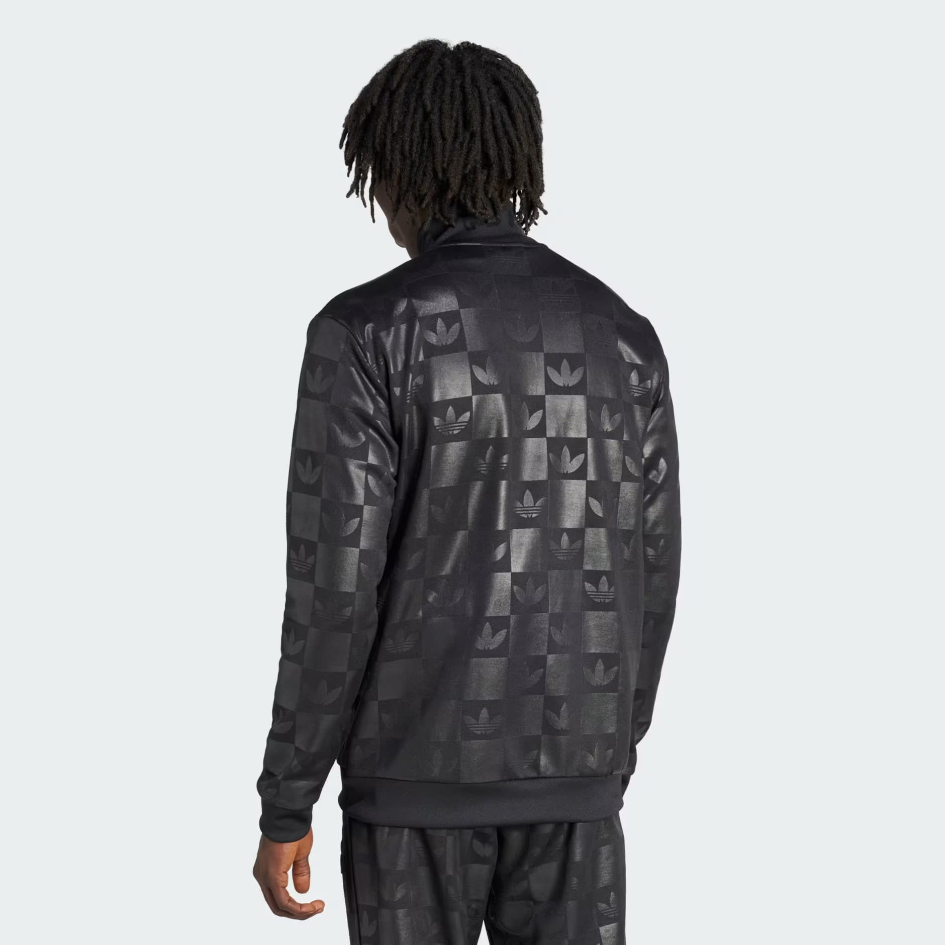 Adidas Adidas, Üst geyimi – 2