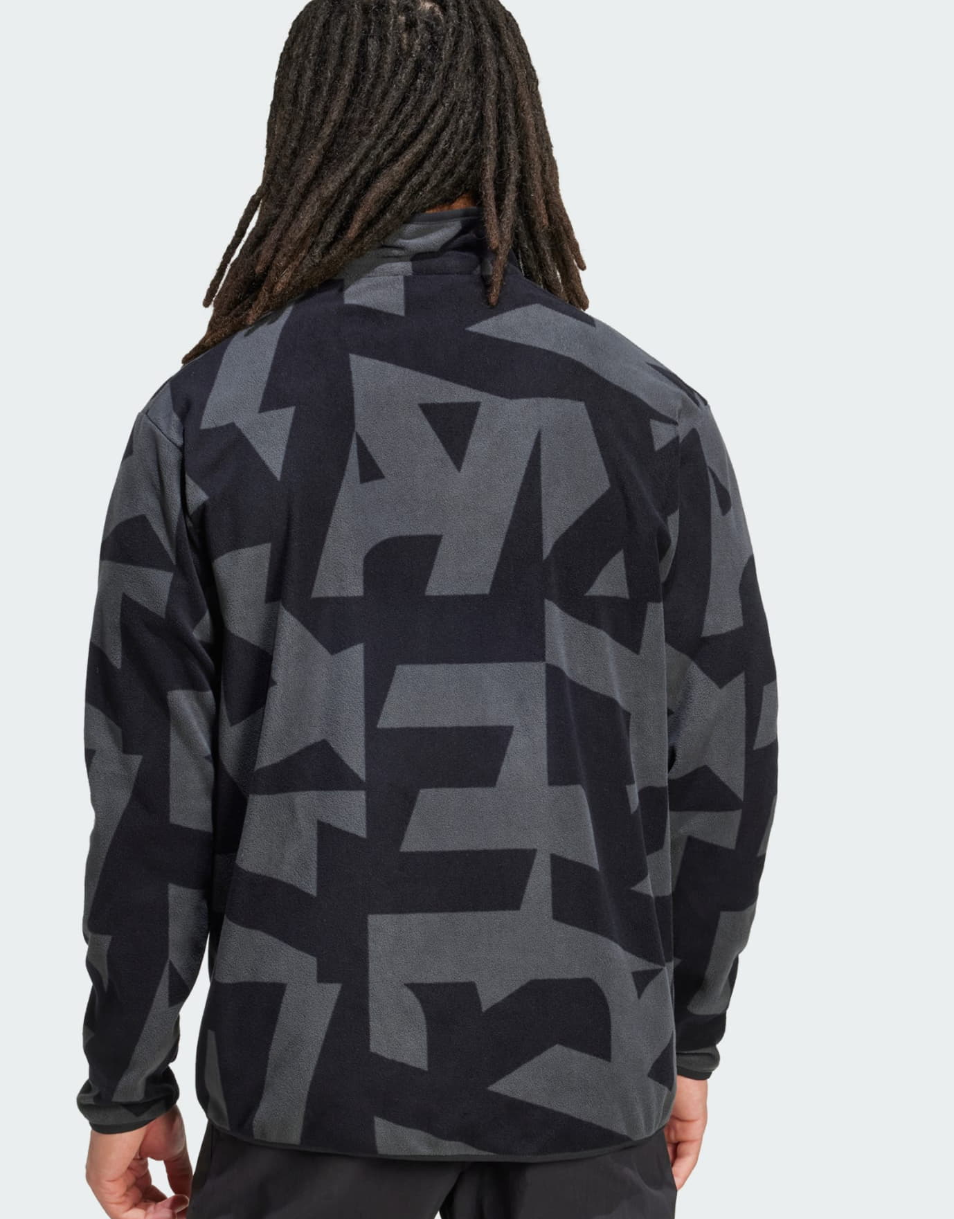 Adidas Adidas, Üst geyimi – 2