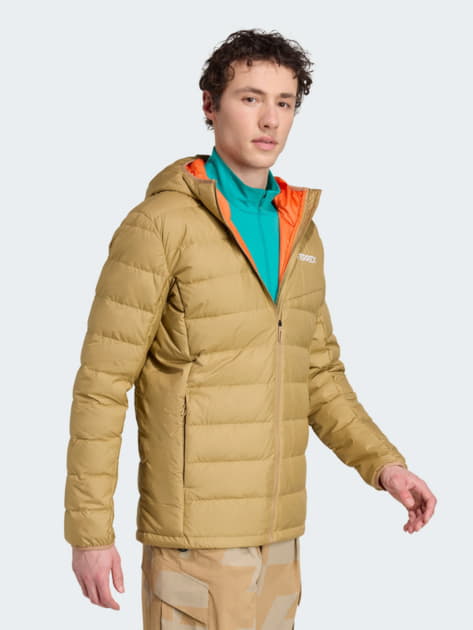 Adidas Adidas, Üst geyimi – 3