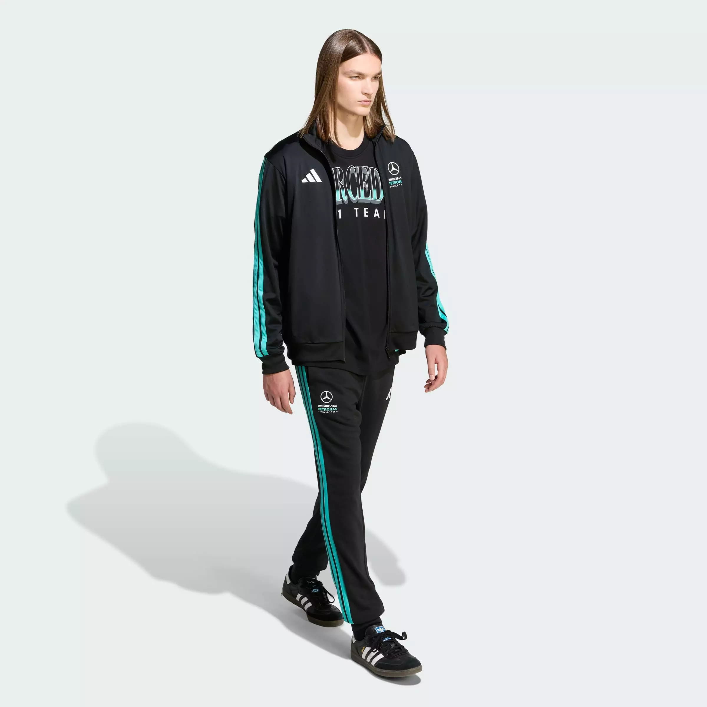 Adidas Adidas, Üst geyimi – 1
