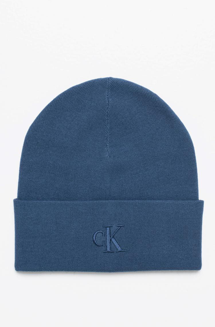 Calvin Klein, Papaqlar