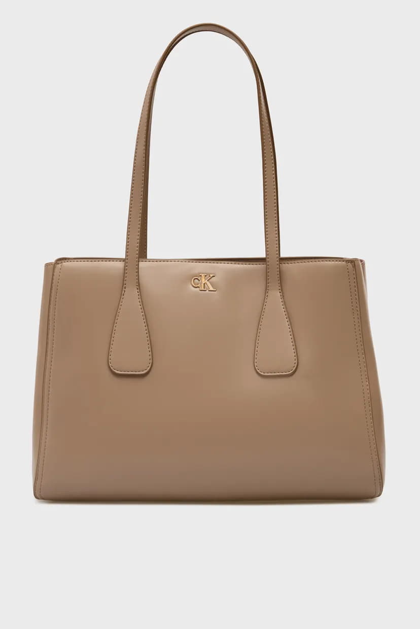 Calvin Klein, Böyük həcmli çantalar